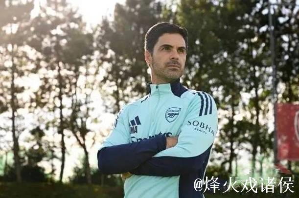 阿尔特塔双线齐头并进：英超稳居前列，欧冠豪取全胜，两套阵容显威力